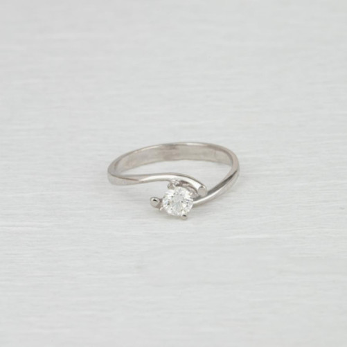 Solitaire femme en Or Blanc 18 Carats Ref 68928 | Chichkhane