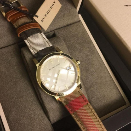 BURBERRY BU9041