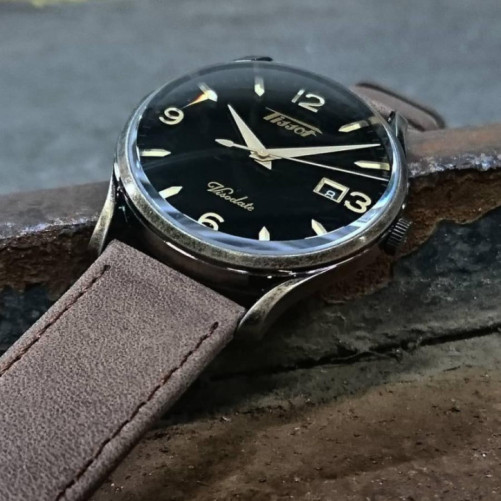 TISSOT T1184103605700