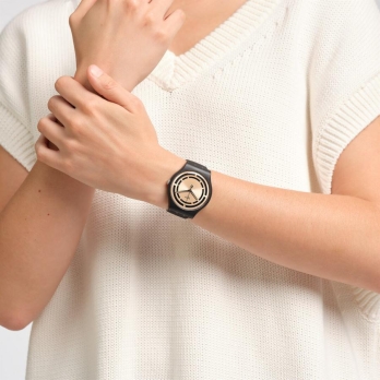 SWATCH SO32B116