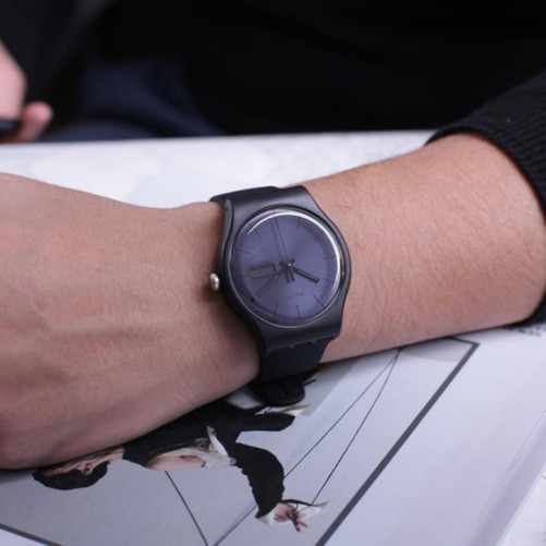 SWATCH SO29B706