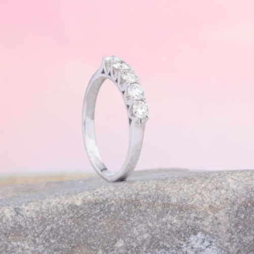 Alliance femme en Or Blanc 18 Carats Ref 68434 | Chichkhane