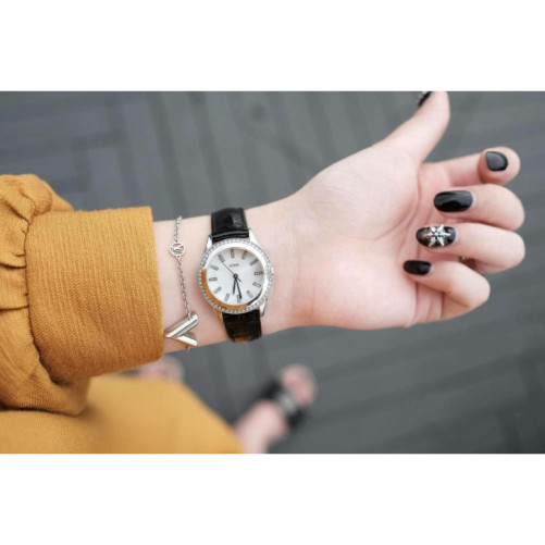 GUESS W0109L1