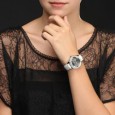 GUESS W0201L1 GUESS W0201L1
