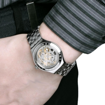 SWATCH YAS100G